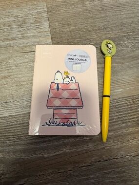 Yoobi x Peanuts Mini Journal and Pen